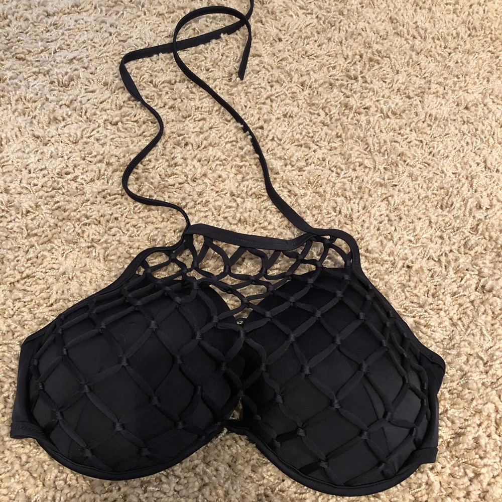 Black bikini top